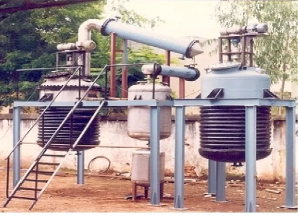 Cardanol Distillation Plant Manufacturers in India | Vincitore Solutions and Equipments LLP
